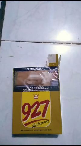 Rokok 927