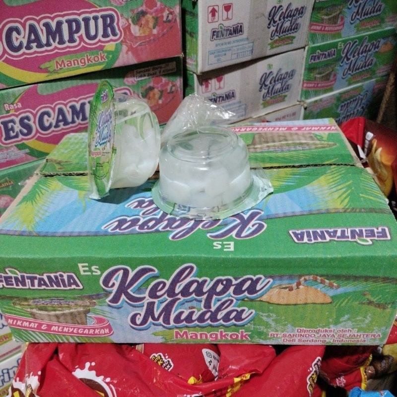 Es Kelapa Muda Besar minuman jajanan